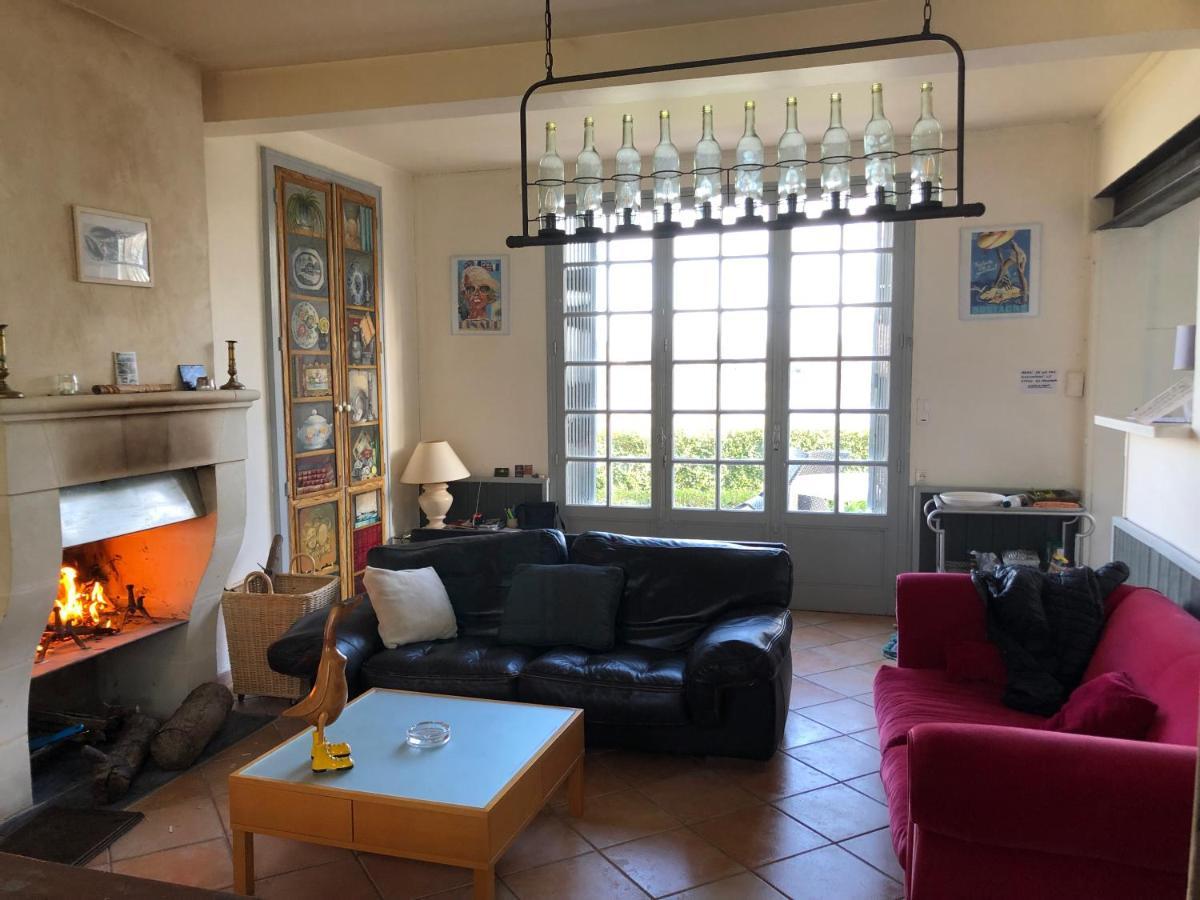 Behuard : Maison Vue Loire Екстер'єр фото